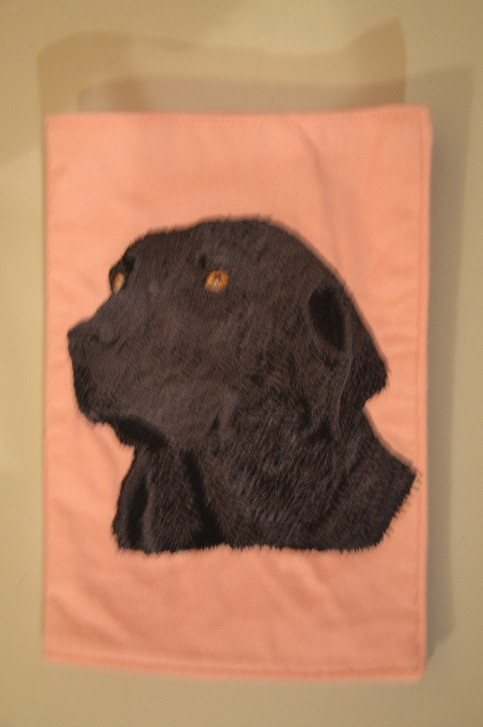 Broderie Labrador 11 - protège carnet de santé rose
