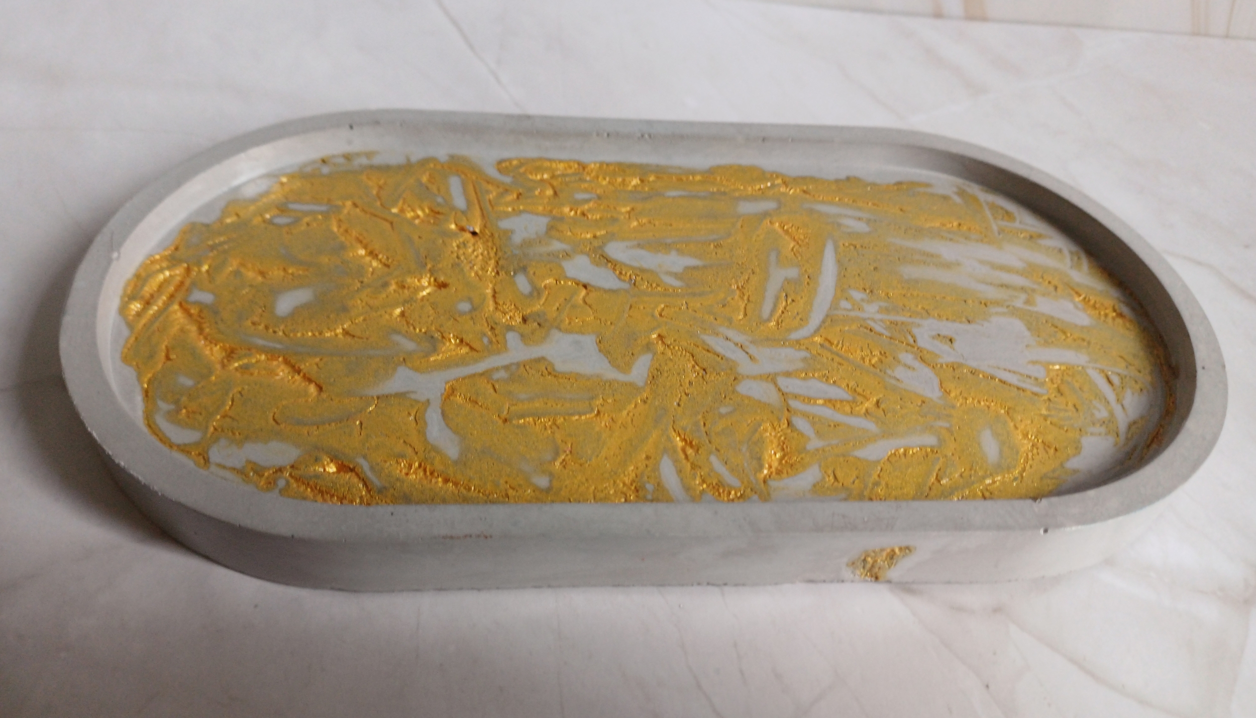Plateaux dorado