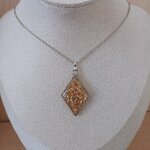 Collier dourado