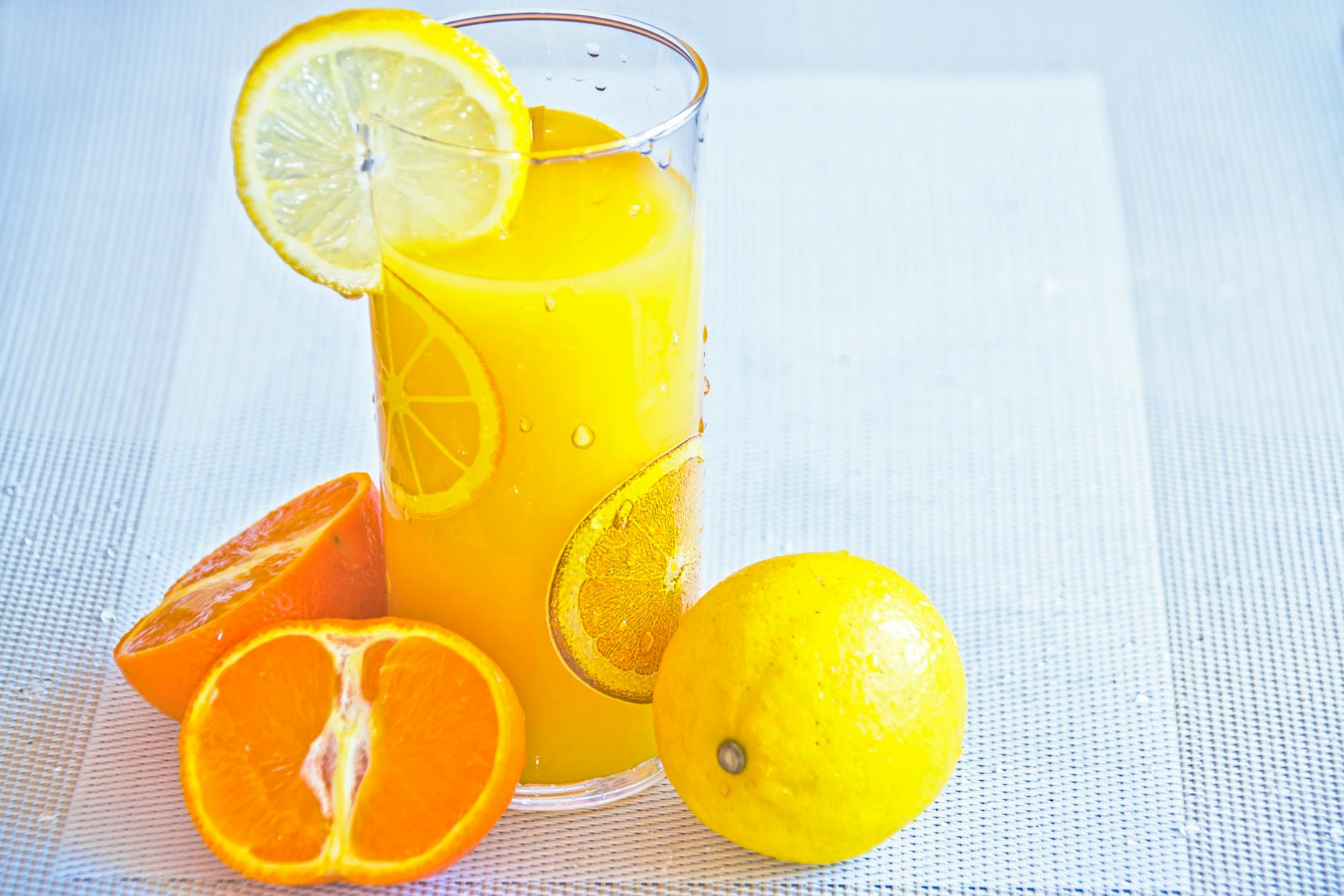 Un jus d'orange fait dans notre nouvelle maison suite à déménagement
