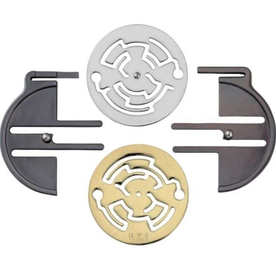 cast-medallion-3-zoom