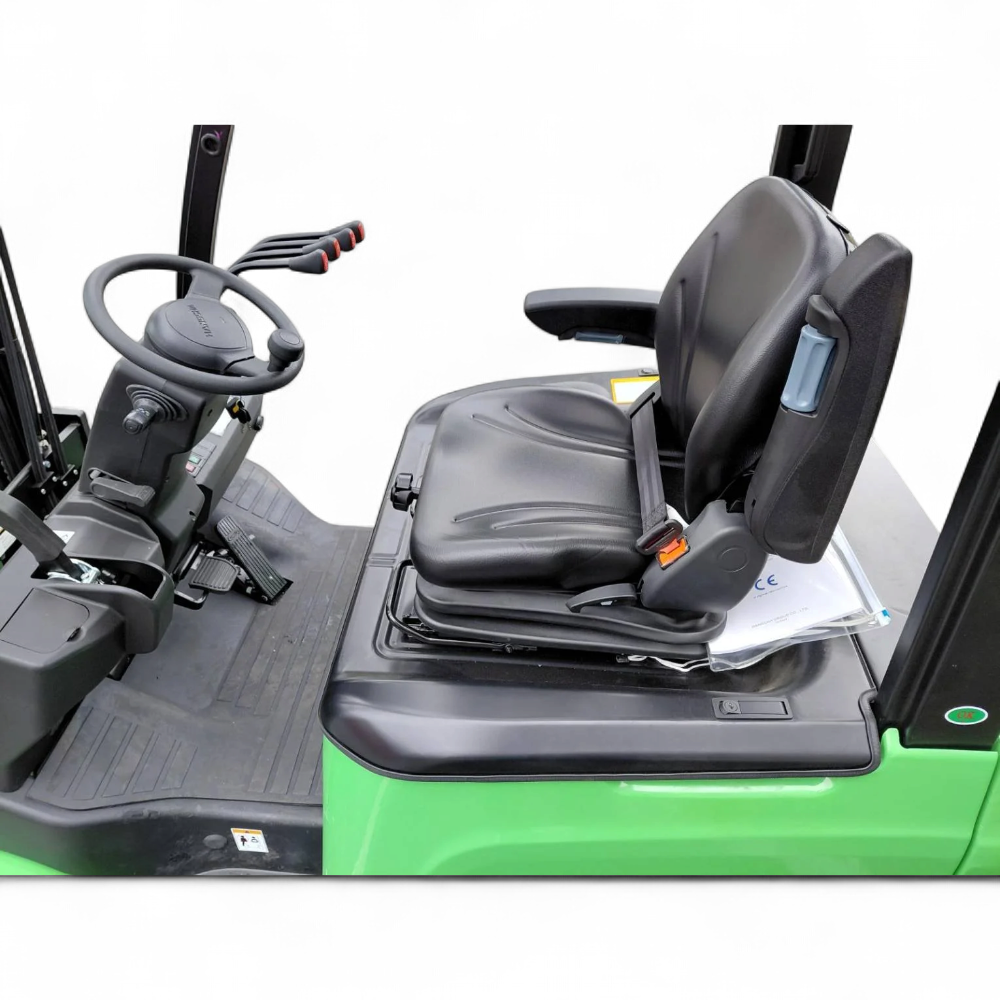 fourwheelcounterbalancedforklift-n15073-vdo5v-20250924-12194747