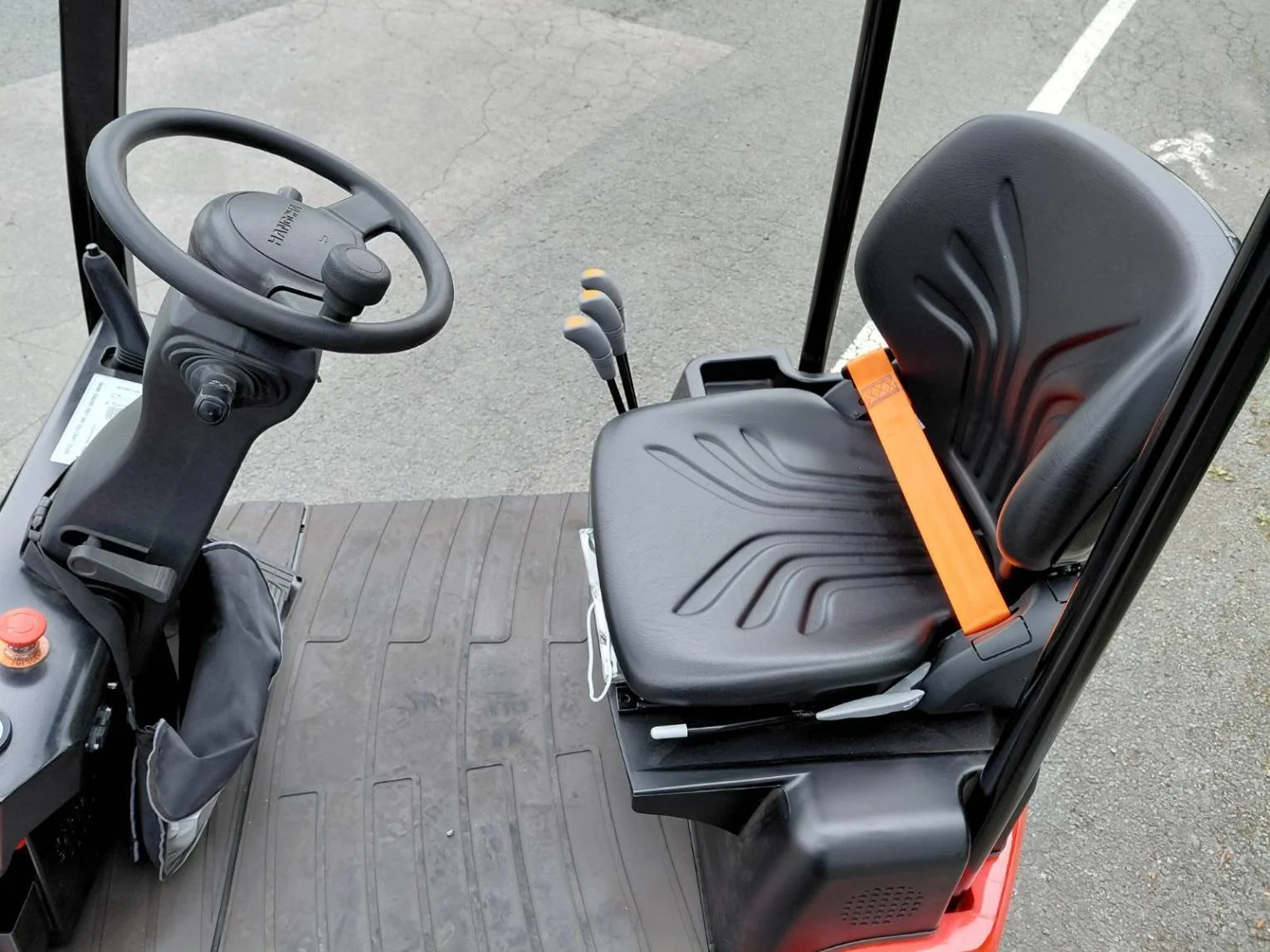 threeWheelCounterbalancedForklift-N14104-ok0q1_20250923_10554444