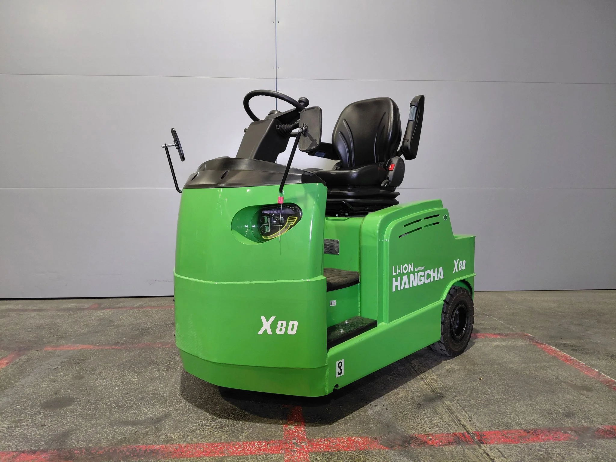 towTractor-N14252-x9pa5-1773993536682