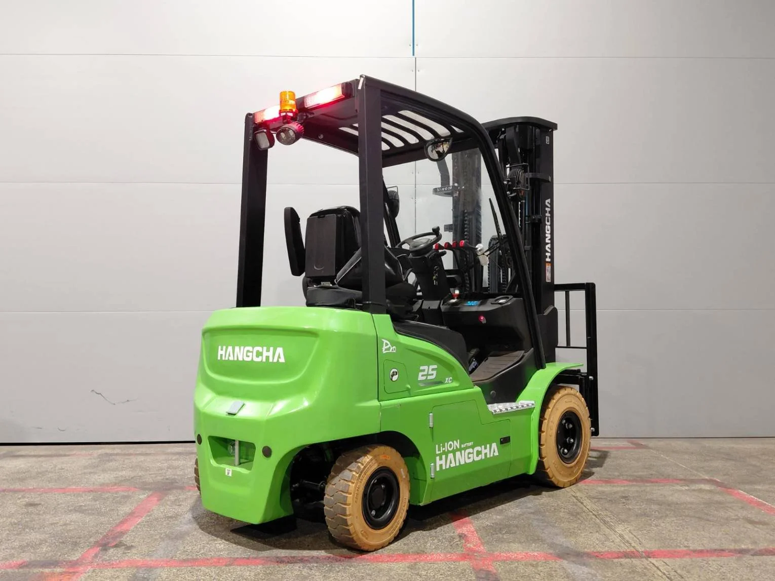 electricForklift-N15609-8fy5d_20260210_11241717