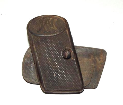 PAIRE DE PLAQUETTES DE PISTOLET BROWNING FN 1906