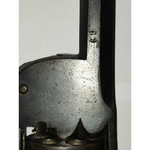 Revolver-Levaux-3-zoom