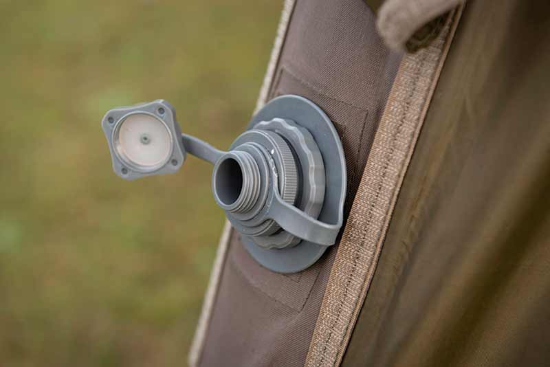 cum343_fox_air_frame_social_shelter_air_valve