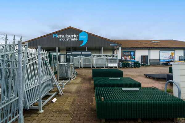 Parc de clôtures de Menuiserie Industrielle à Miramont-de-Guyenne