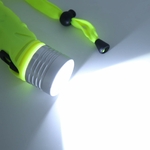puissant faisceau lampe torche led sous marine étanche