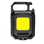gros plan lampe led triple compacte