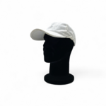 casquette-blanche-vue profil-sur mannequin tête noire