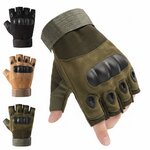 gros plan mitaine vert kaki (gant sans doigt) avec main et ses 3 finitions sur gauche