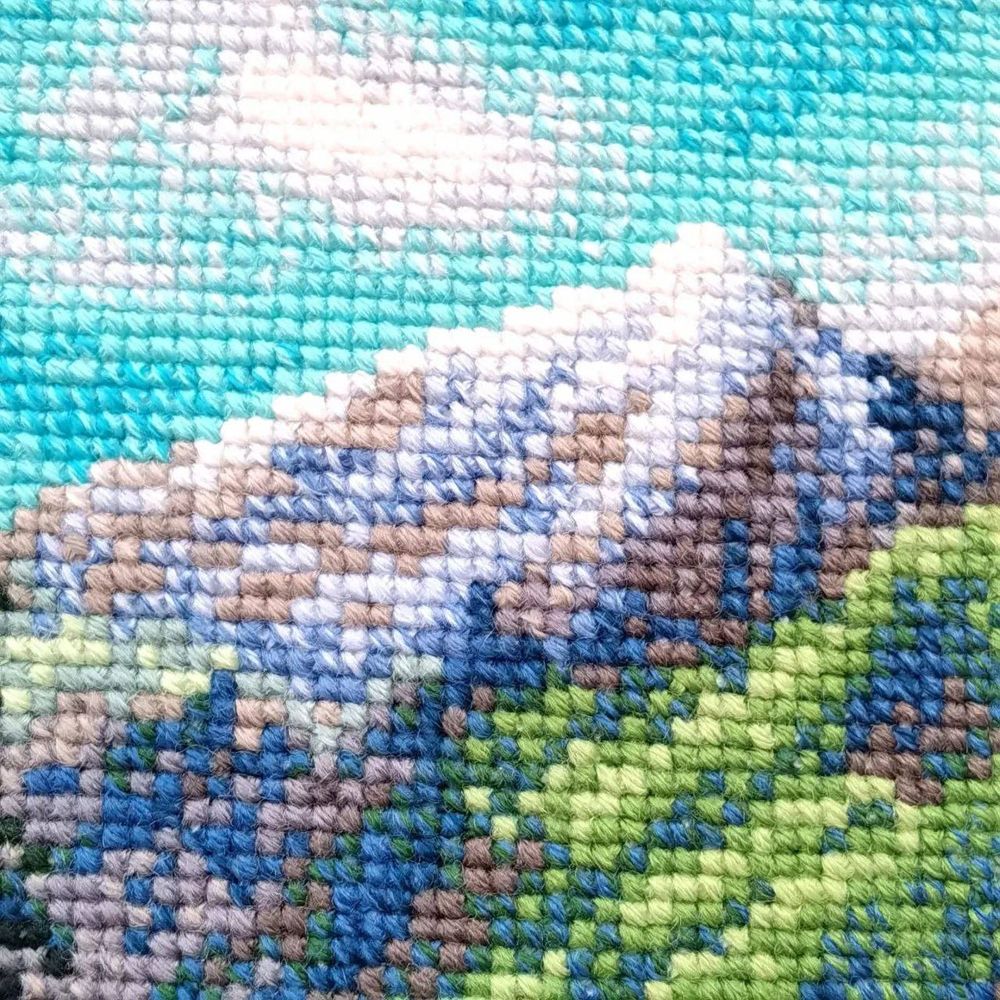 Riolis 2131  kit point croix compté  Trèfle des montagnes 5