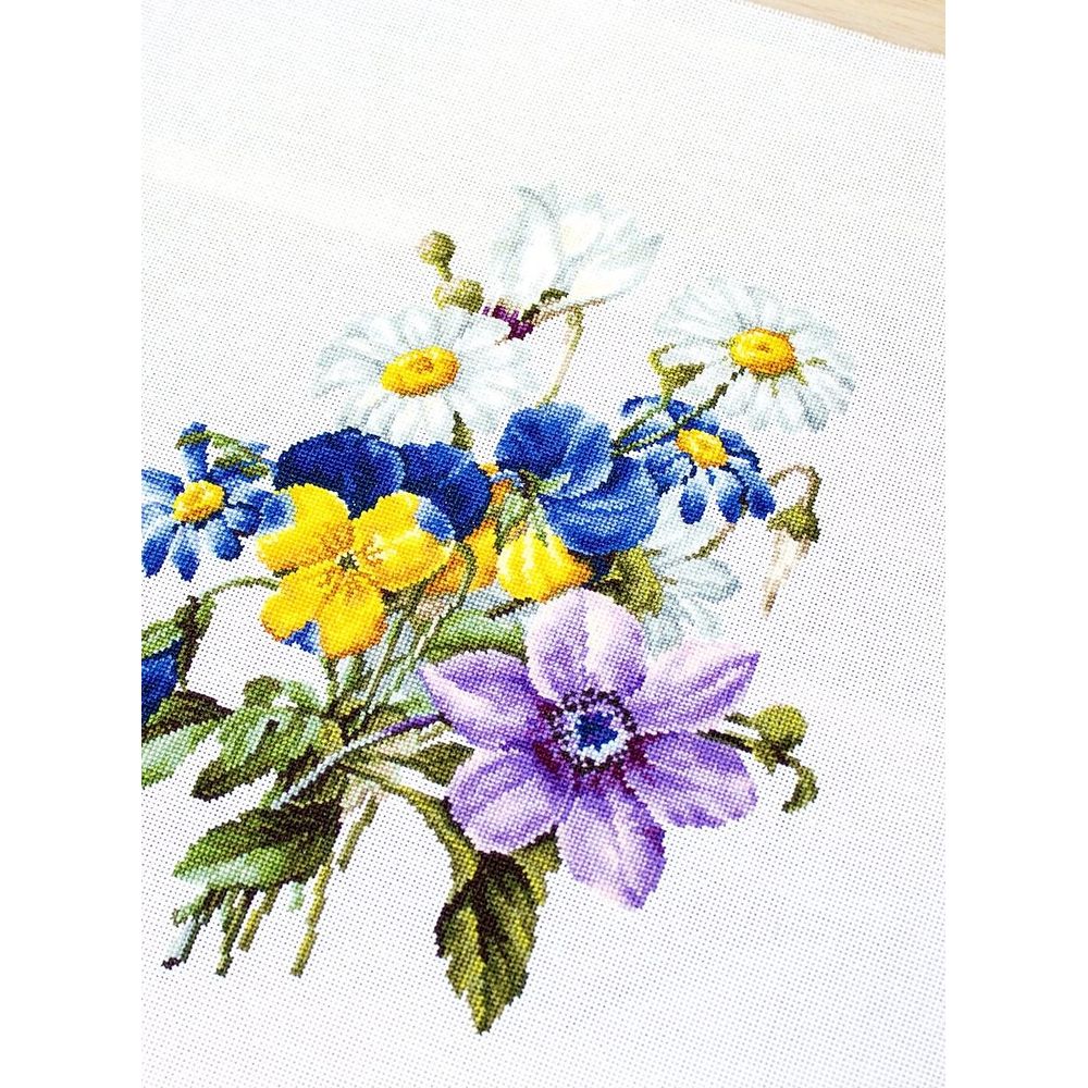 Luca-S B2348  kit point croix  Bouquet de fleurs  2