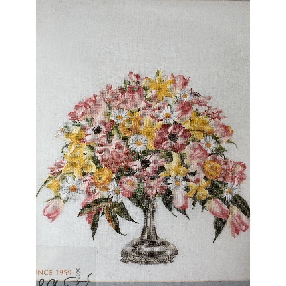 Thea Gouverneur  1084 lin  kit point croix  Bouquet printanier  6