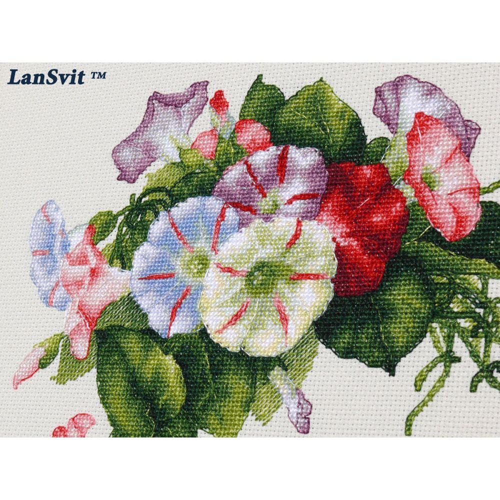 LanSvit  A002  kit point de croix compté  Fleurs de Liserons  4