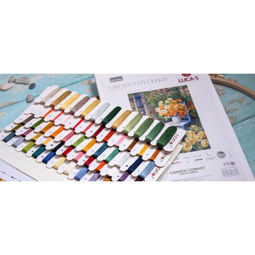 Luca-S BU5056  kit point croix compté  Coin de jardin  5