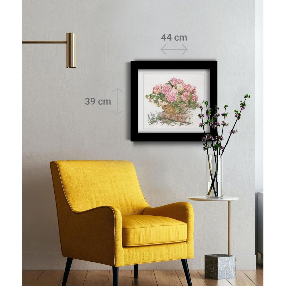 Thea Gouverneur 2047  kit point croix compté  Hortensia rose  2