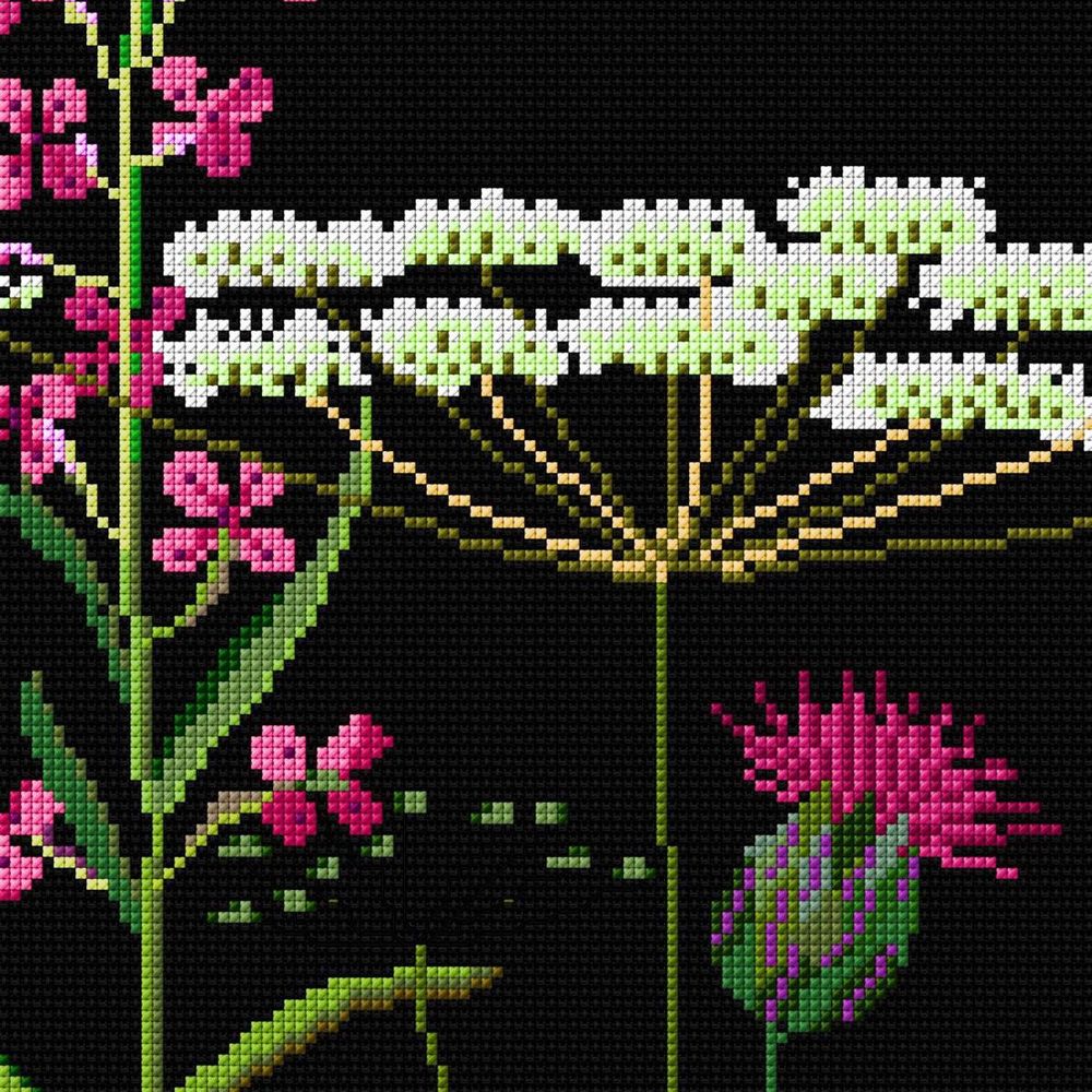 Thea Gouverneur 821-05  kit point de croix compté  Fleurs sauvage  4