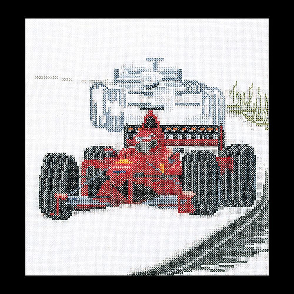 Thea Gouverneur 3052  kit point de croix  Formule 1  .