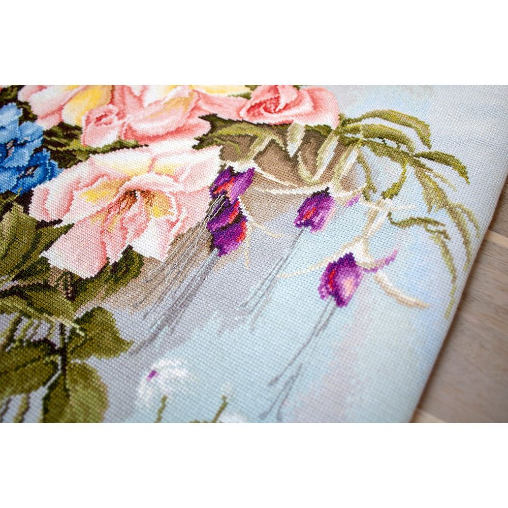 Luca-S BA2362  kit point de croix  Bouquet de fleurs  5