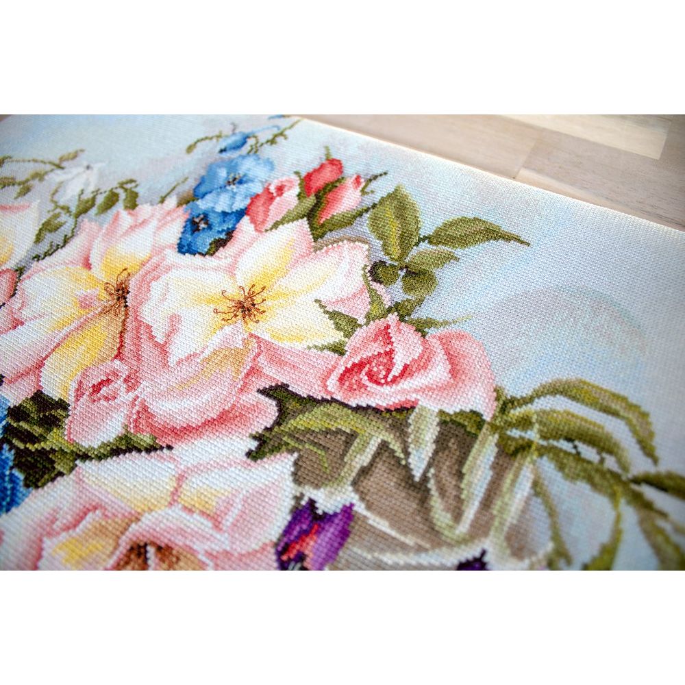 Luca-S BA2362  kit point de croix  Bouquet de fleurs  2