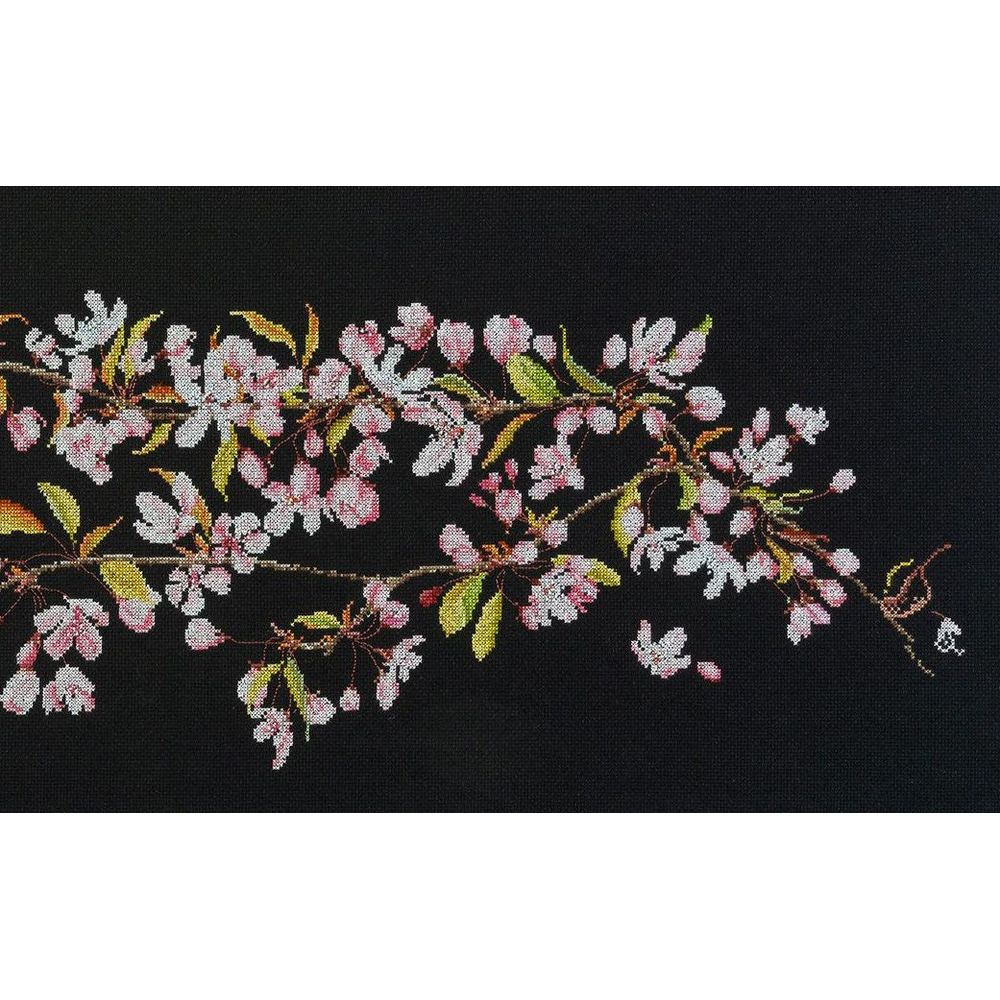 Thea Gouverneur  481-05  kit point croix  Prunus  2