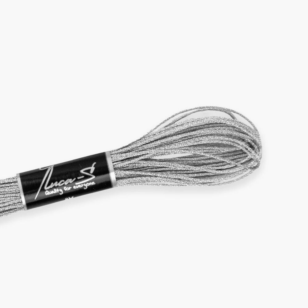 fil à broder  métallisé couleur Argent pur  Luca-S