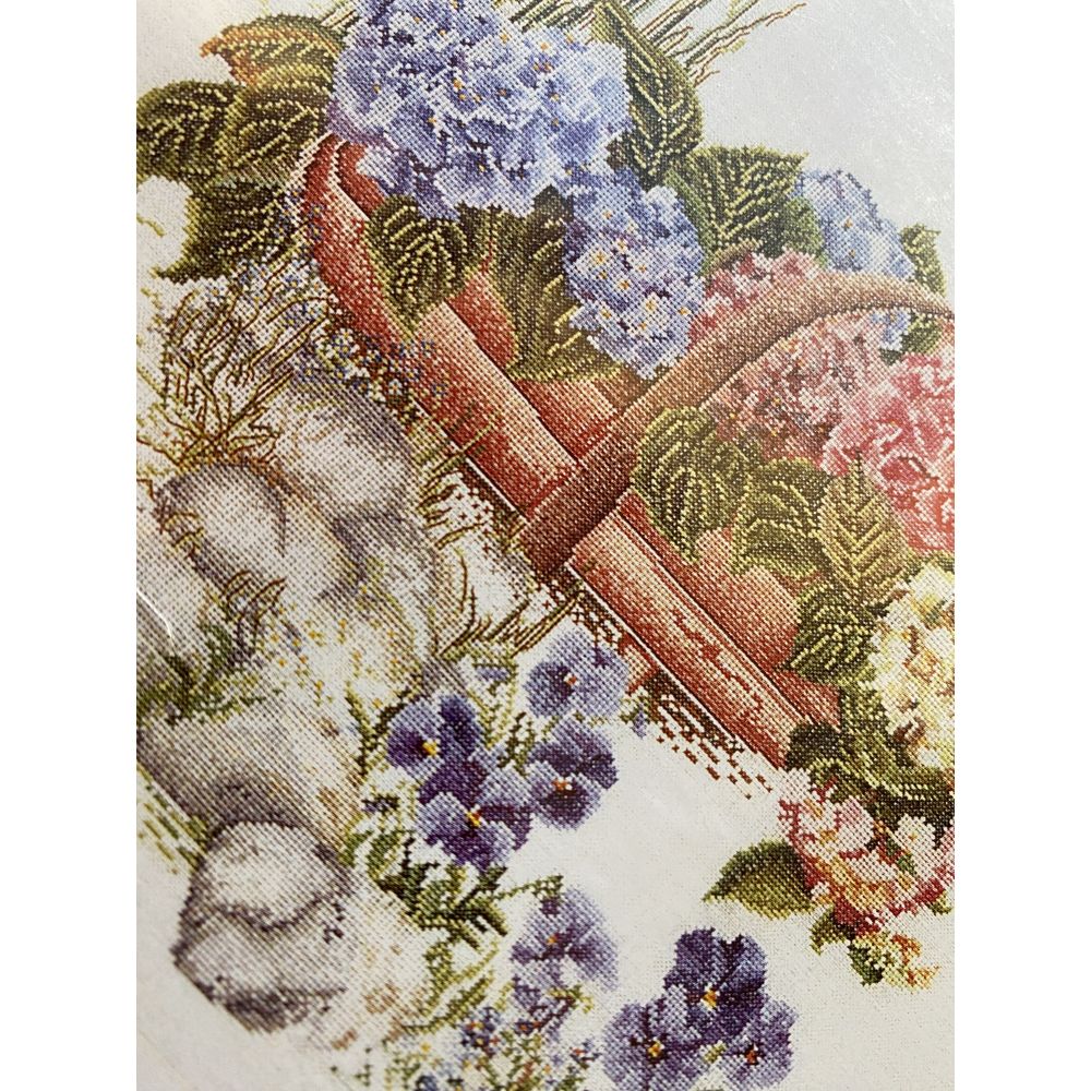 Thea Gouverneur 2063  kit point de croix compté  hortensias  5