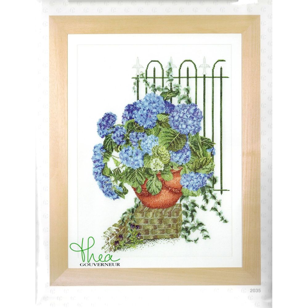 Thea Gouverneur 2035  kit point croix  Hortensia bleu