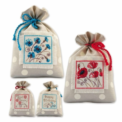 Riolis 2036  kit point de croix compté  Des sacs-cadeaux 2