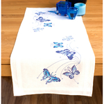 Kit broderie Vervaco PN-0145089 Chemin de table papillons bleus en vente sur www.la-brodeuse.com