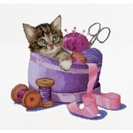 Thea Gouverneur 736  kit point croix compté  Sewing basket kitten  6