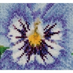 Thea Gouverneur 464  kit point de croix compté  pensée bleu  1