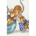 Bothy Threads  XMS3  kit point de croix  Sugar and Spice smalldax  2