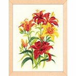 Riolis 1782  kit point croix  Bouquet de Lys  1