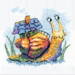 Riolis 2285  kit point croix  Petit escargot