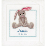 Petit Lapin Tableu de naissance (version bleue) - Vervaco PN-0144493 - Kit broderie point de croix sur www.la-brodeuse.com