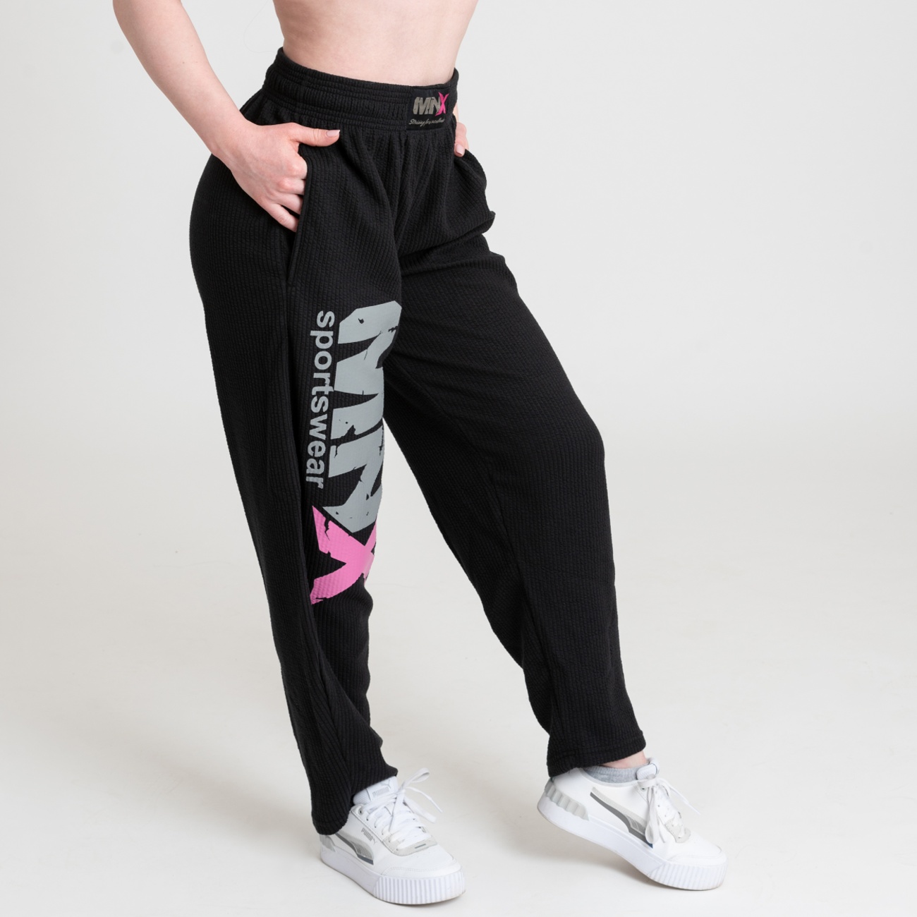 MNX-WOMENS-HAMMER-PANTS-BLACK-2