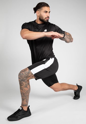 benton-track-shorts-black (2)