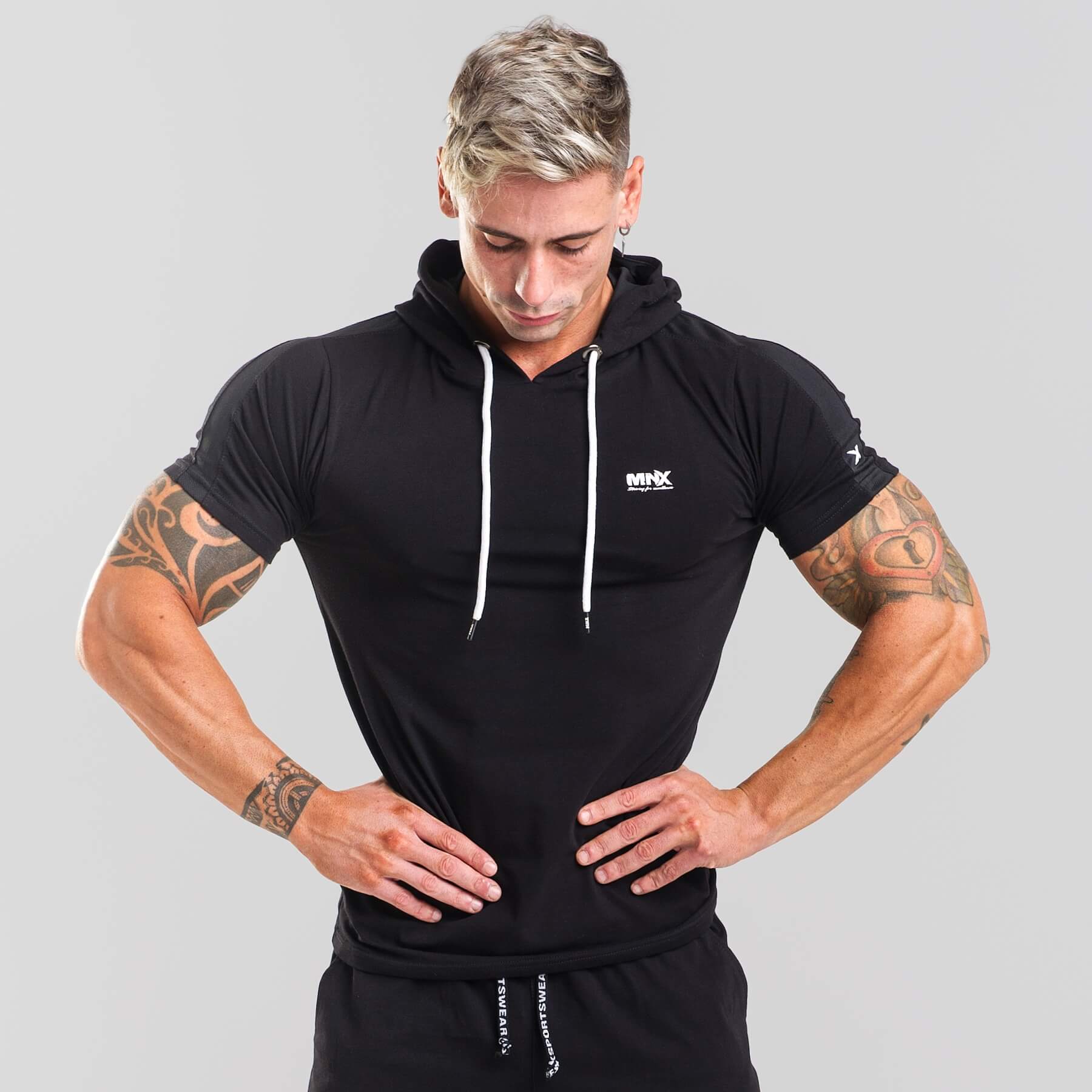 MNX-HOODED-TEE-BLACK