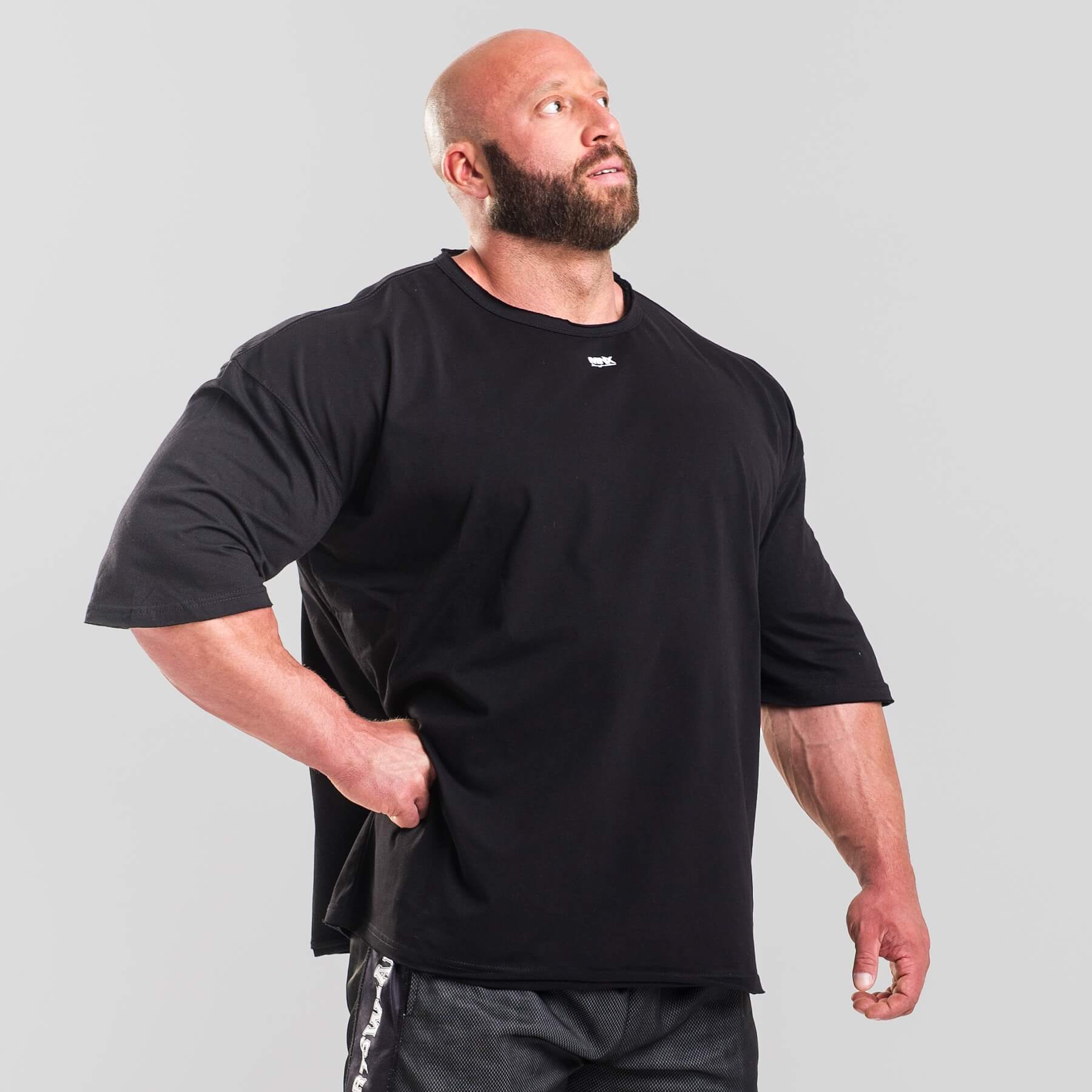 MNX-EXTRA-TEE-BLACK-1