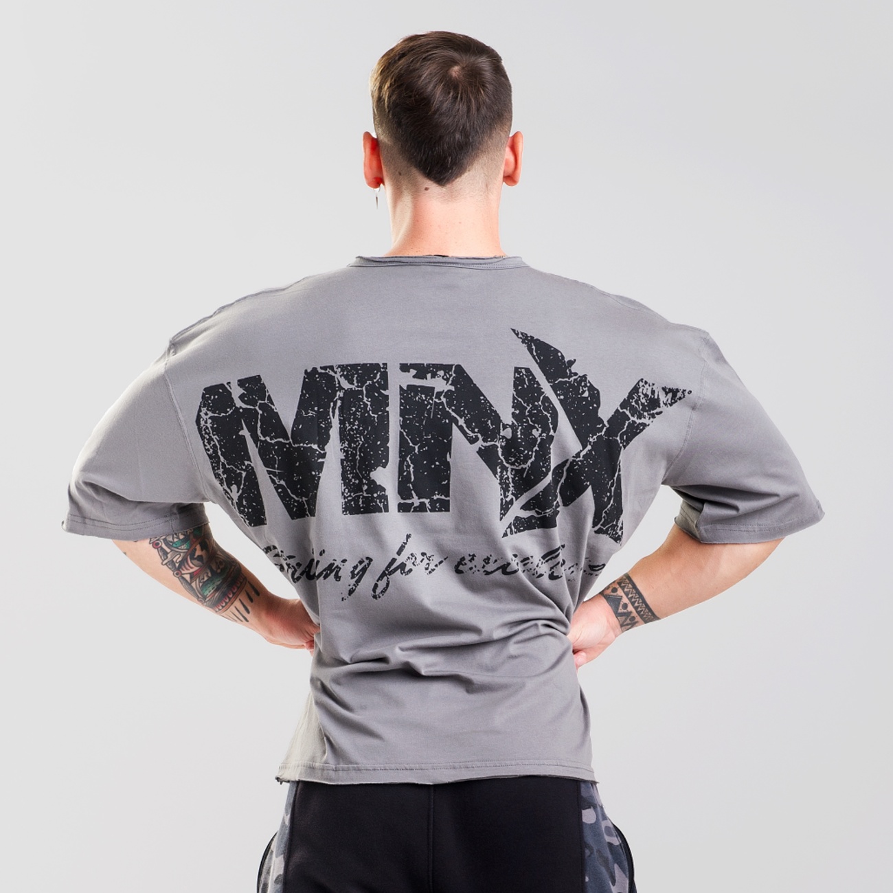 MNX-EXTRA-HC-T-SHIRT-GREY-2