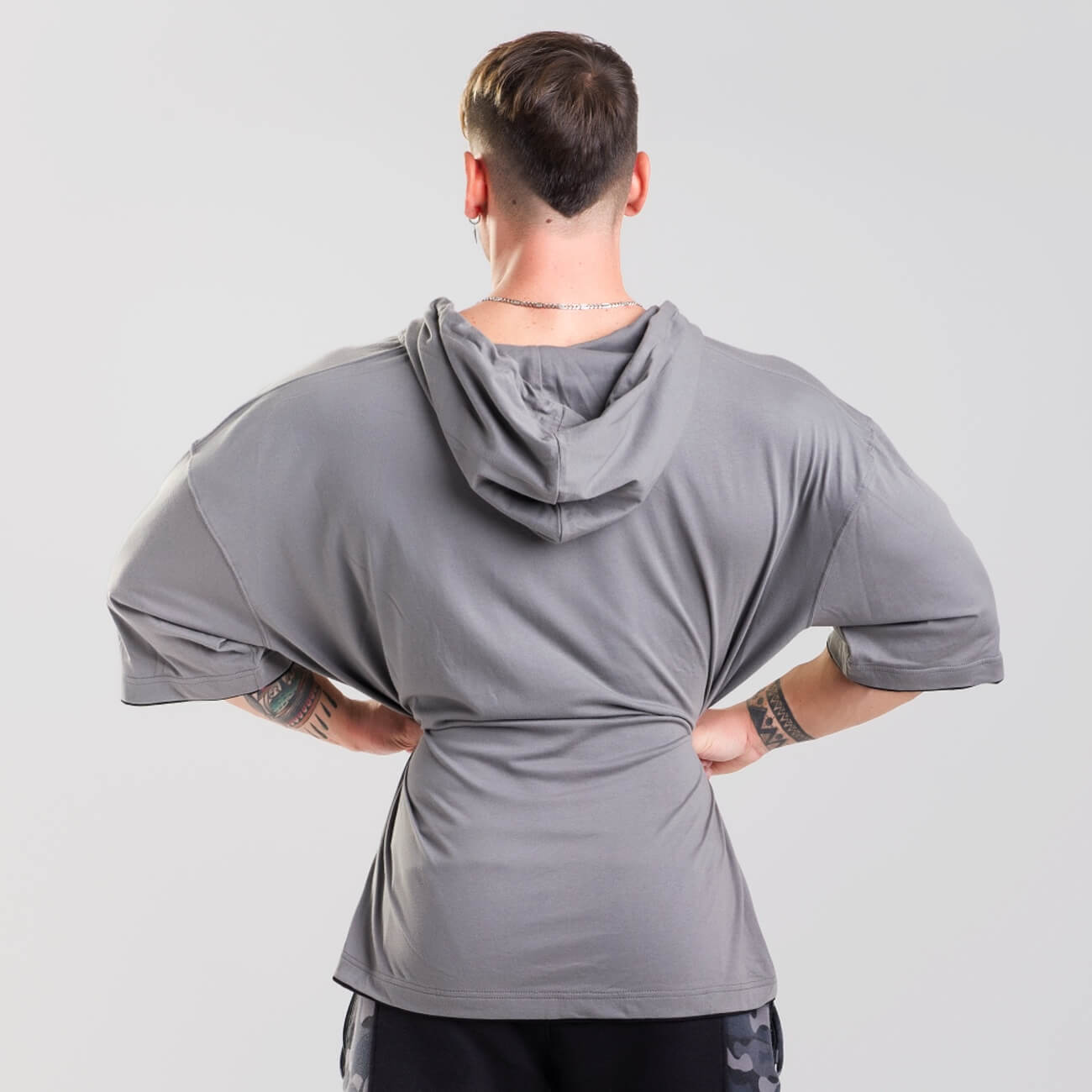 HOODED-EXTRA-T-SHIRT-GREY-2