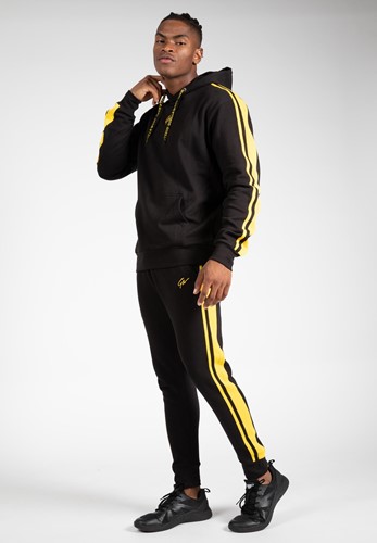 banks-pants-black-full-body