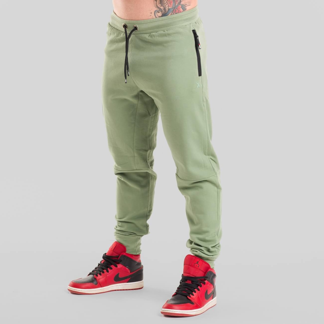 AESTHETIC-JOGGER-PANTS-GREEN-1