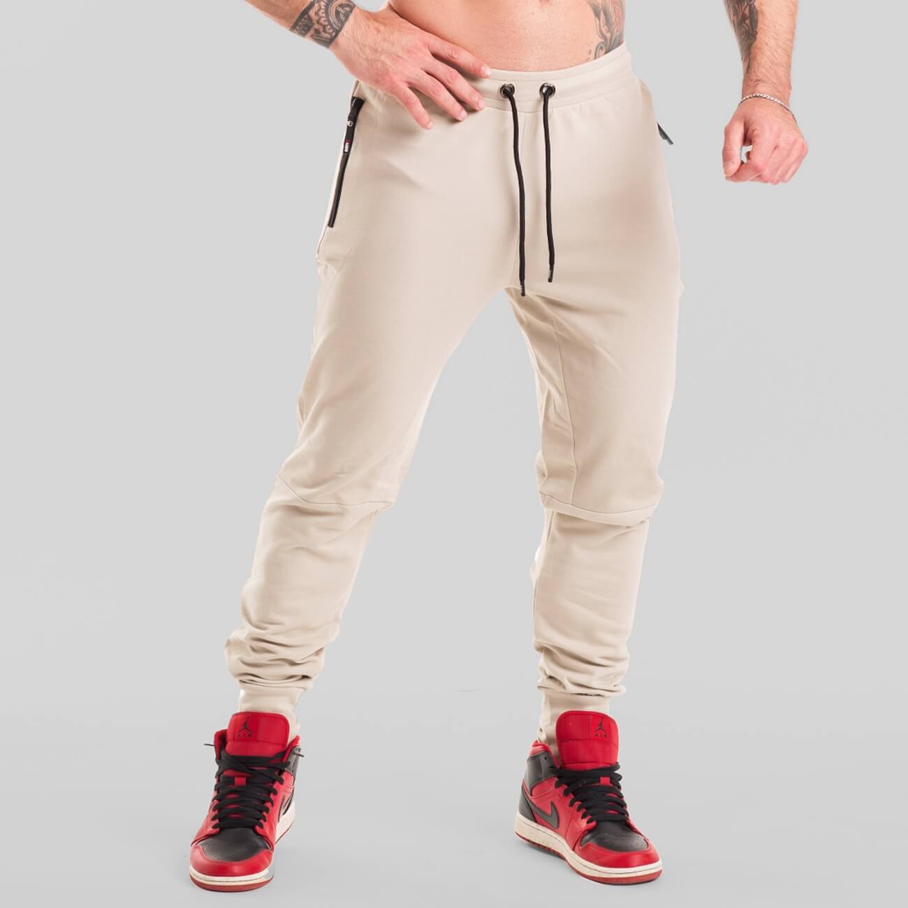 AESTHETIC-JOGGER-PANTS-BEIGE