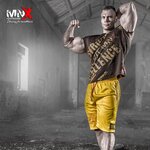 MOTION-T-SHIRT-YELLOW-SHORTS-PETER-MOLNAR-2-2