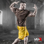 MOTION-T-SHIRT-YELLOW-SHORTS-PETER-MOLNAR-2